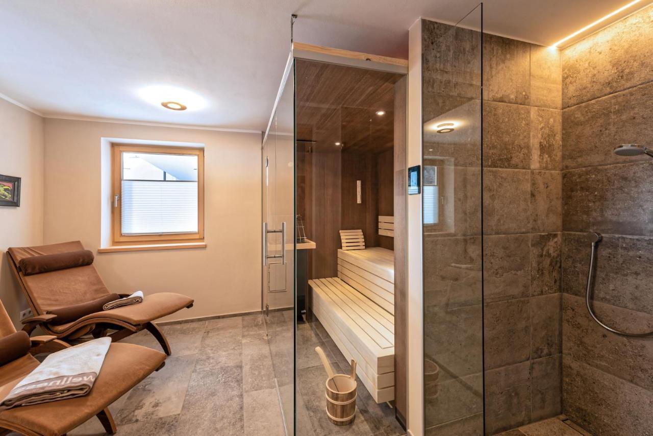 Silent Luxury Chalet Laiet Sankt Valentin auf der Haide Buitenkant foto